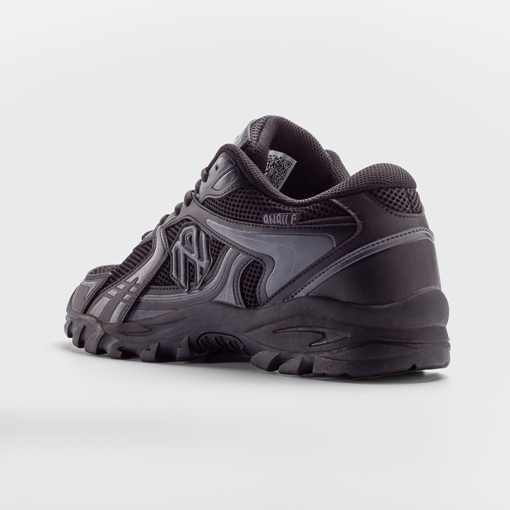 Steppers Black/Dark Grey/Black