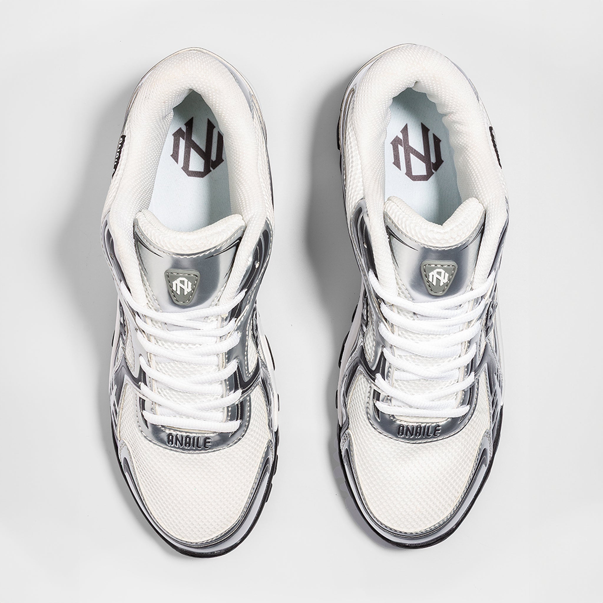 Steppers Silver/Dark Grey/White